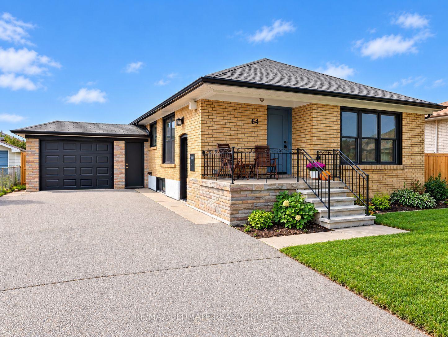 64 Hart Avenue, Toronto — Detached for sale, photo 1