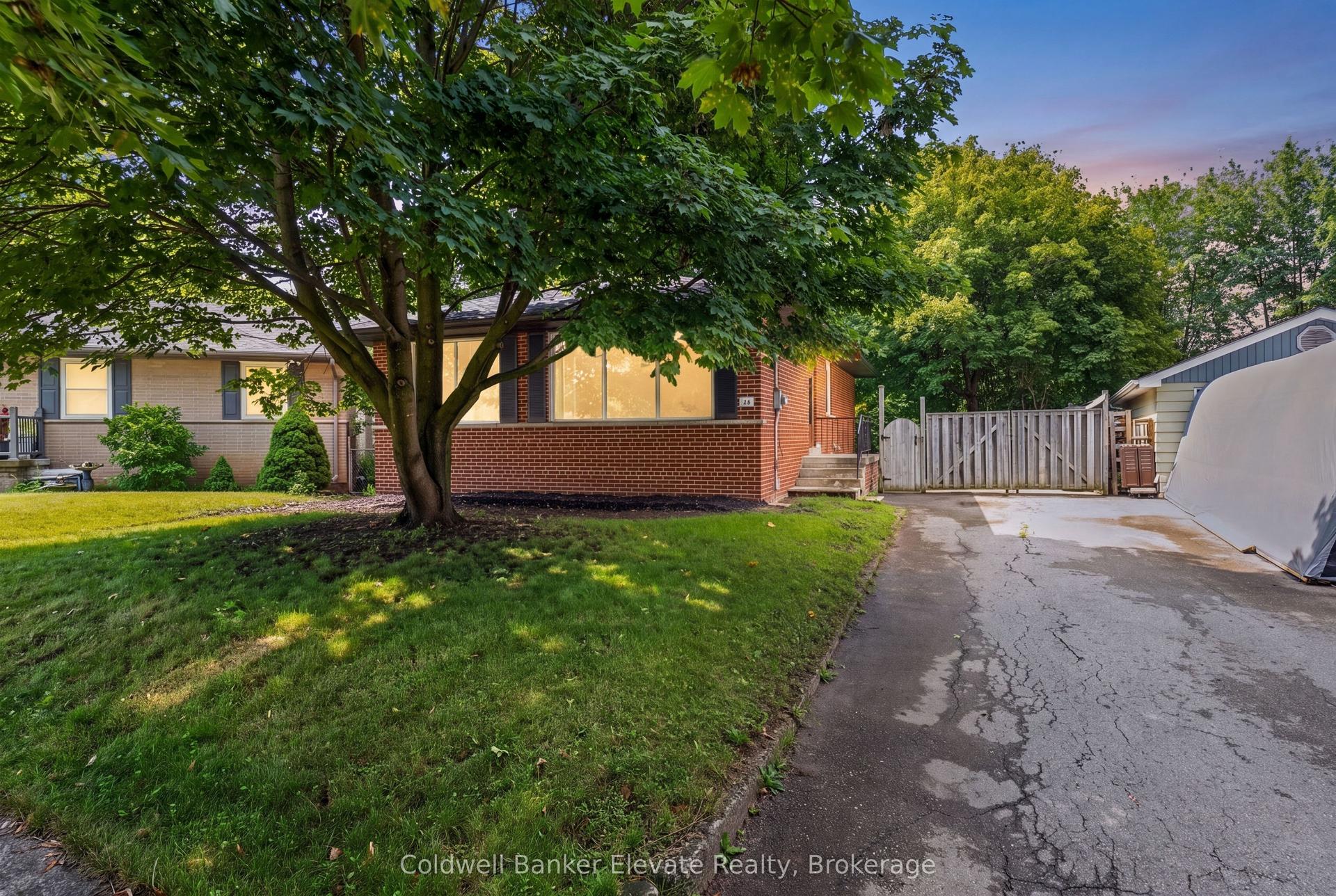 46 McIntyre Crescent, Halton Hills — Detached for sale, photo 1