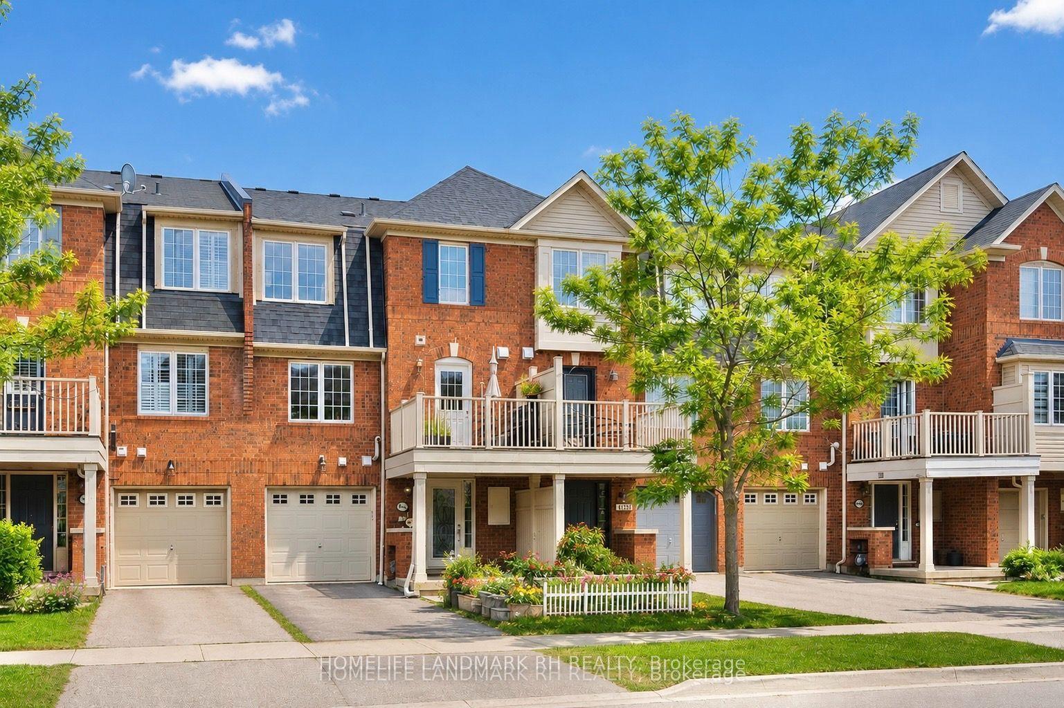 3060 Dewridge Avenue, Oakville — Townhouse for sale, photo 1