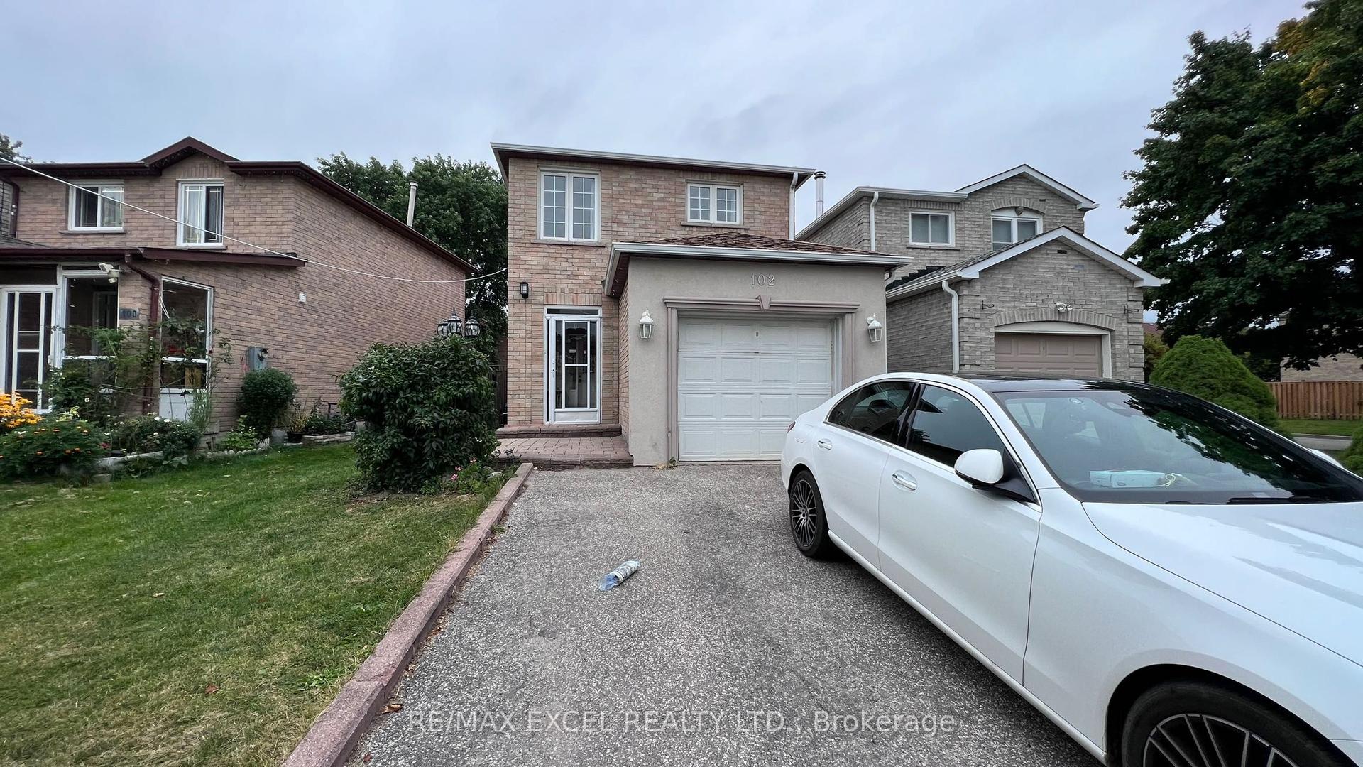 102 Galbraith Crescent Upper #Upper — photo 1