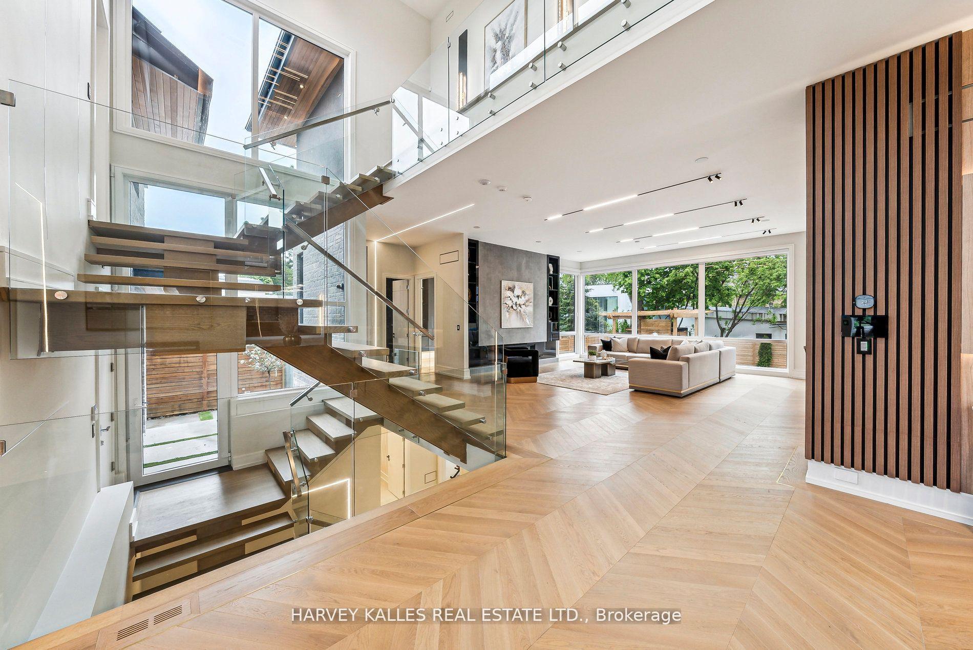 139 Newton Drive, Toronto — Detached for sale, photo 1