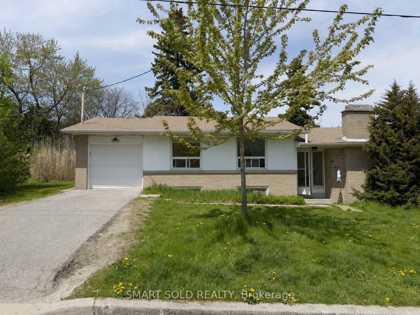 30 Caswell Drive — photo 1