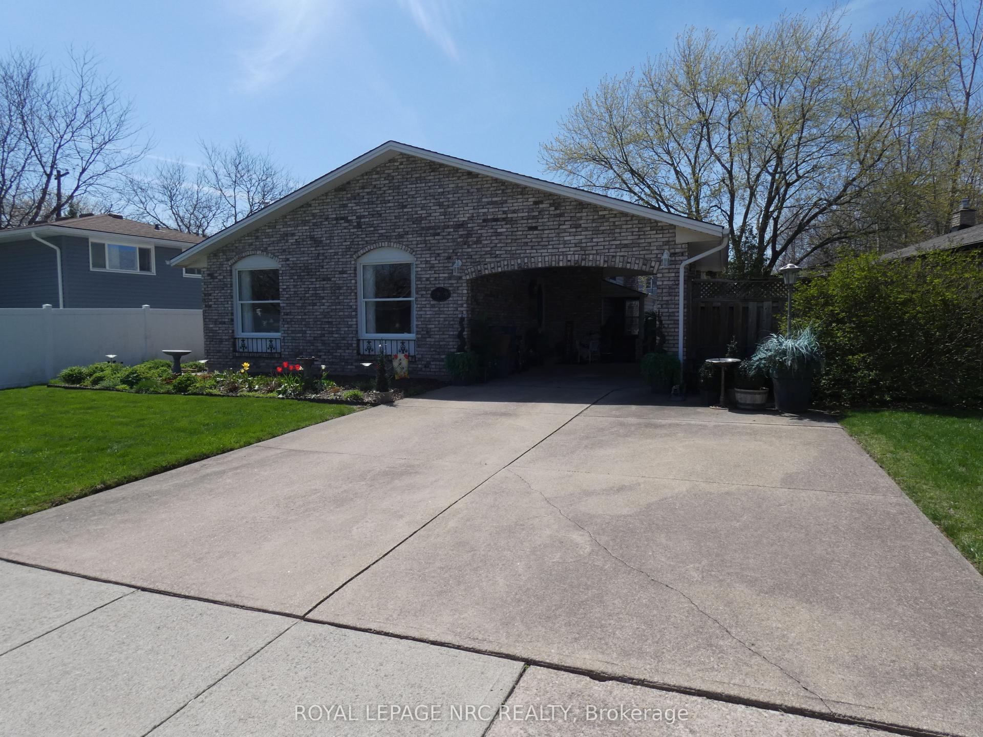 2909 HENLEY Avenue — photo 1