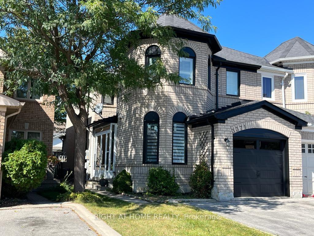 3371 Snowball Road, Mississauga — Semi-Detached for lease, photo 1