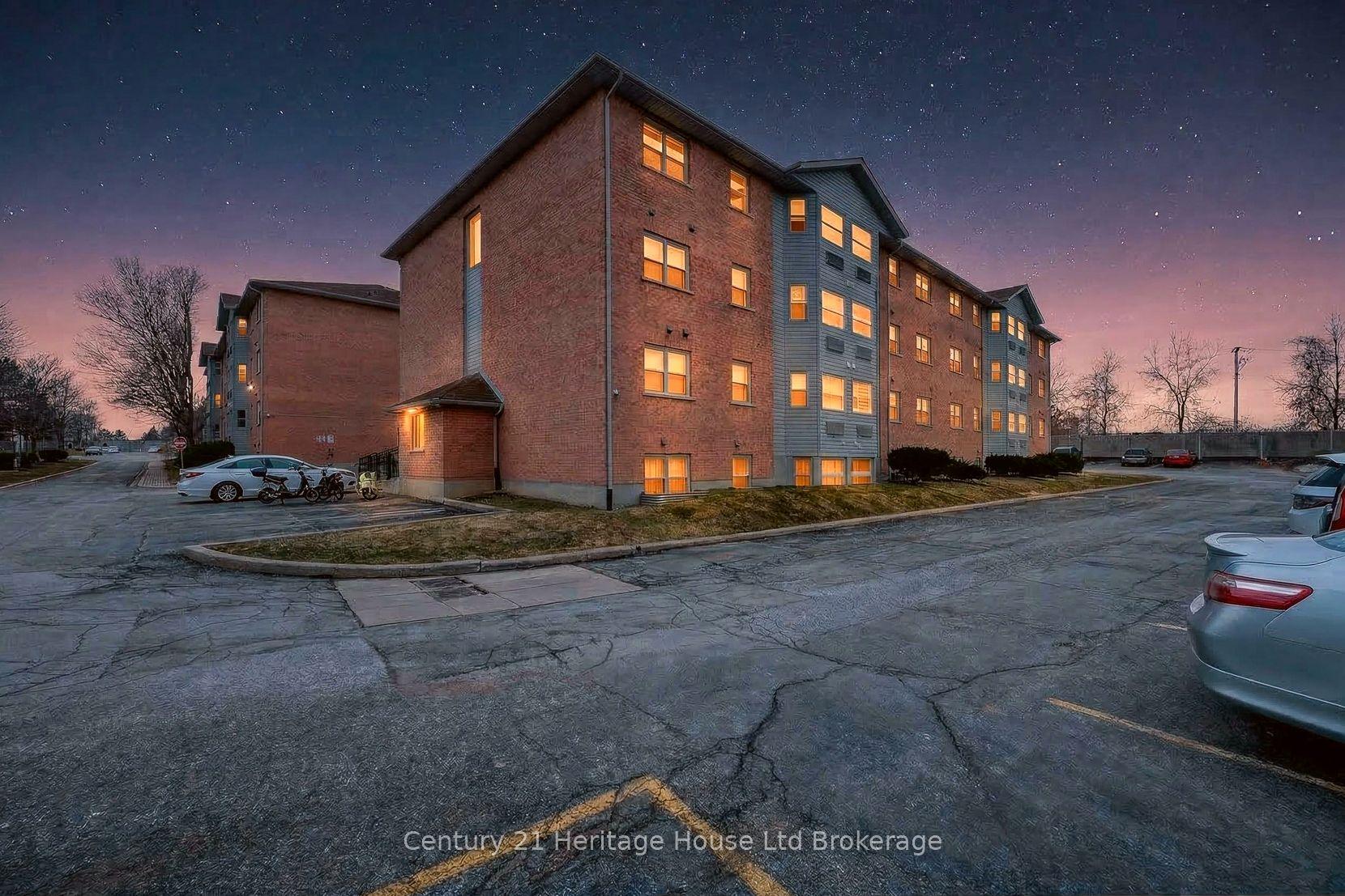 64 Hiawatha Road 35 #35 — photo 1