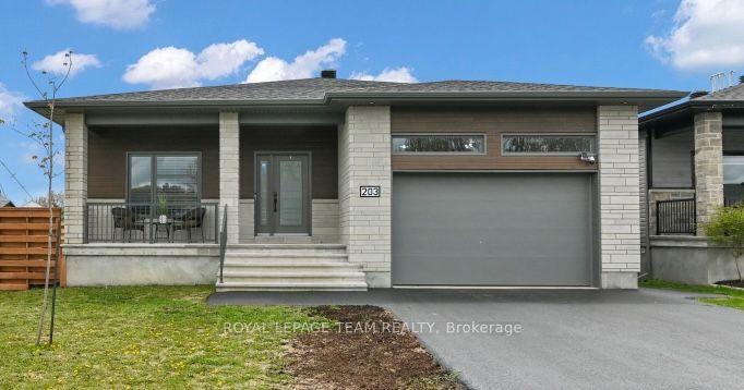 203 Filion Street, Russell — Detached for sale, photo 1