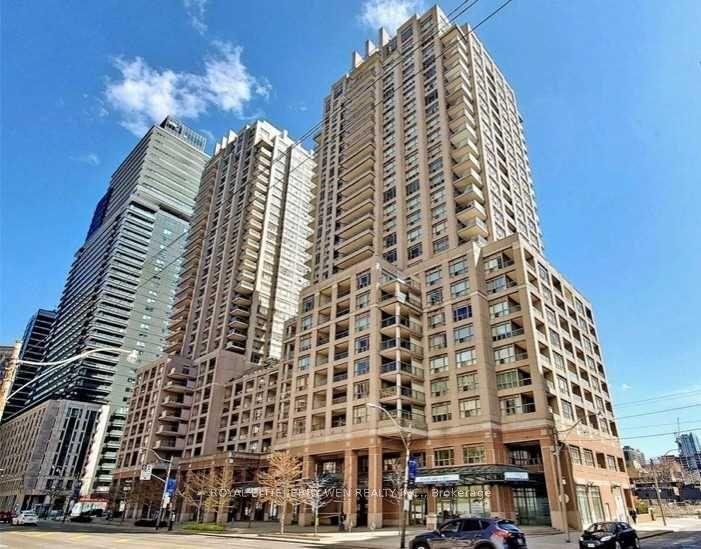 909 Bay Street 811 #811, Toronto — Condo for lease, photo 1