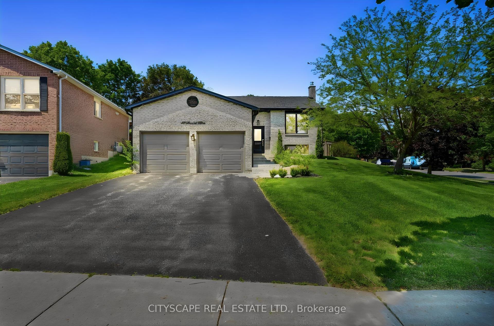 44 Stonehill Boulevard, East Gwillimbury — Detached for sale, photo 1
