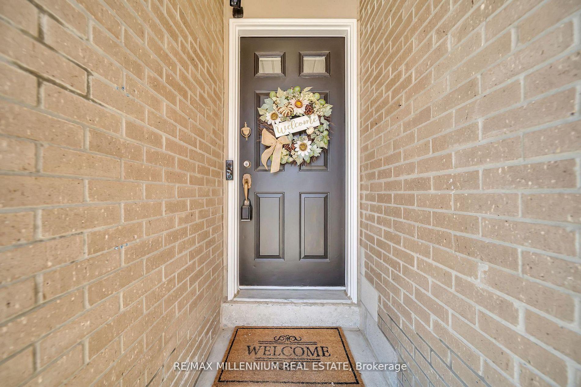 62 Cumberland Lane, Ajax — Condo Town for sale, photo 1