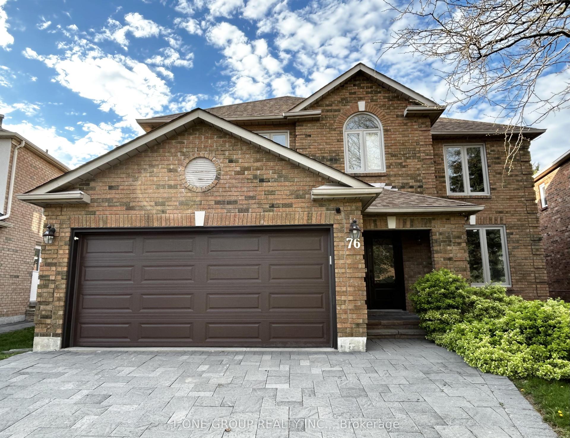 76 Blackmore Avenue — photo 1