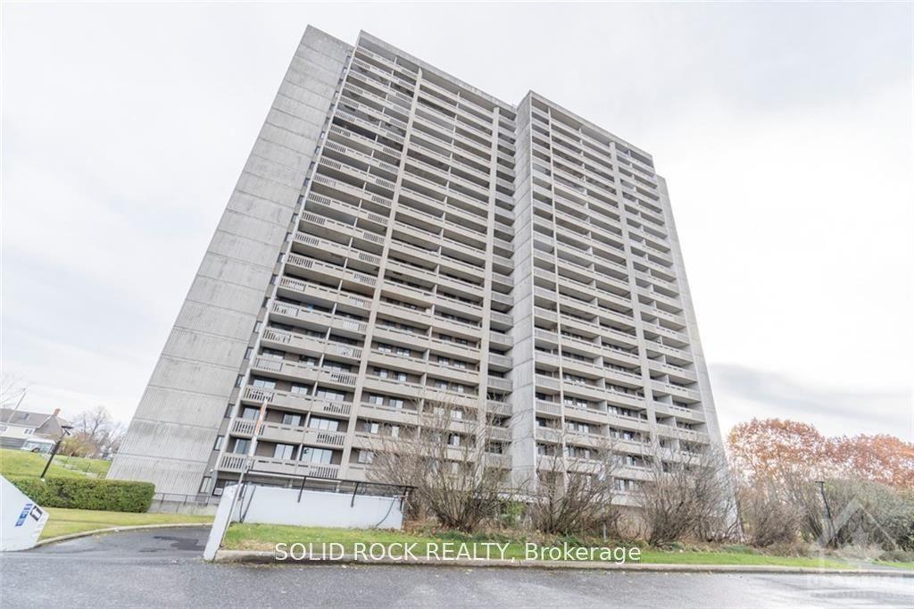 415 Greenview Avenue 309 #309 — photo 1