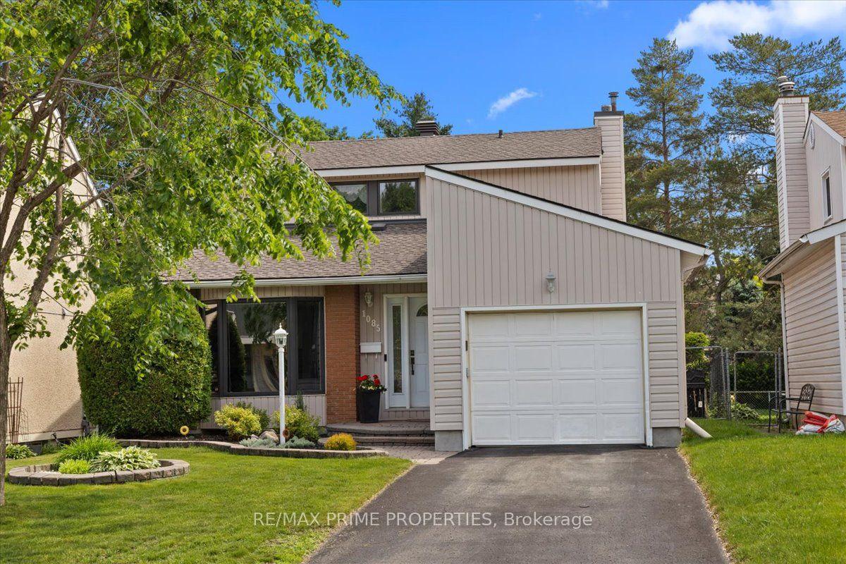 1085 Chateau Crescent, Orleans - Convent Glen and Area — Detached for sale, photo 1
