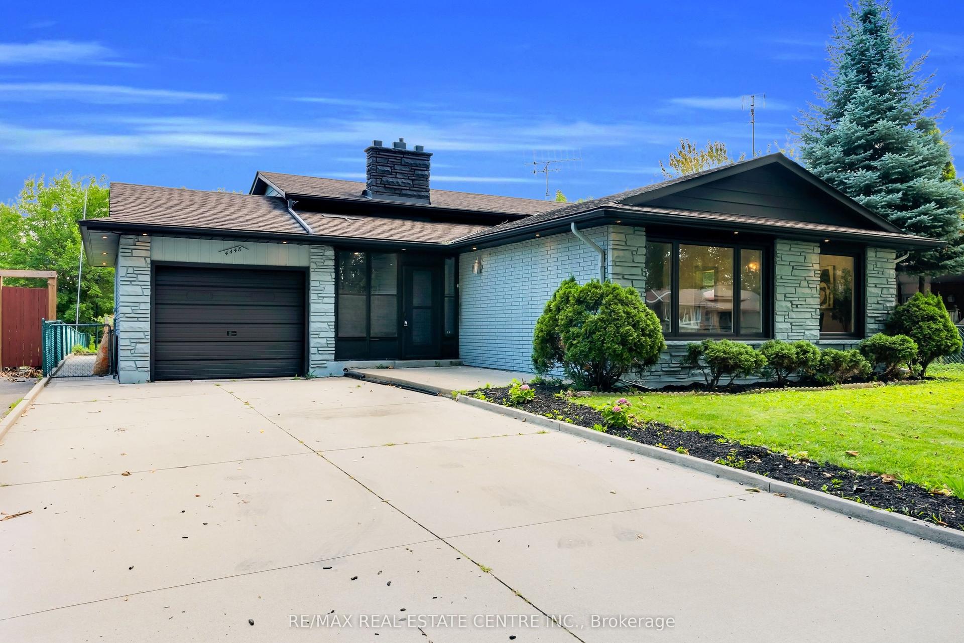 4448 Mitchell Avenue, Niagara Falls — Detached for sale, photo 1