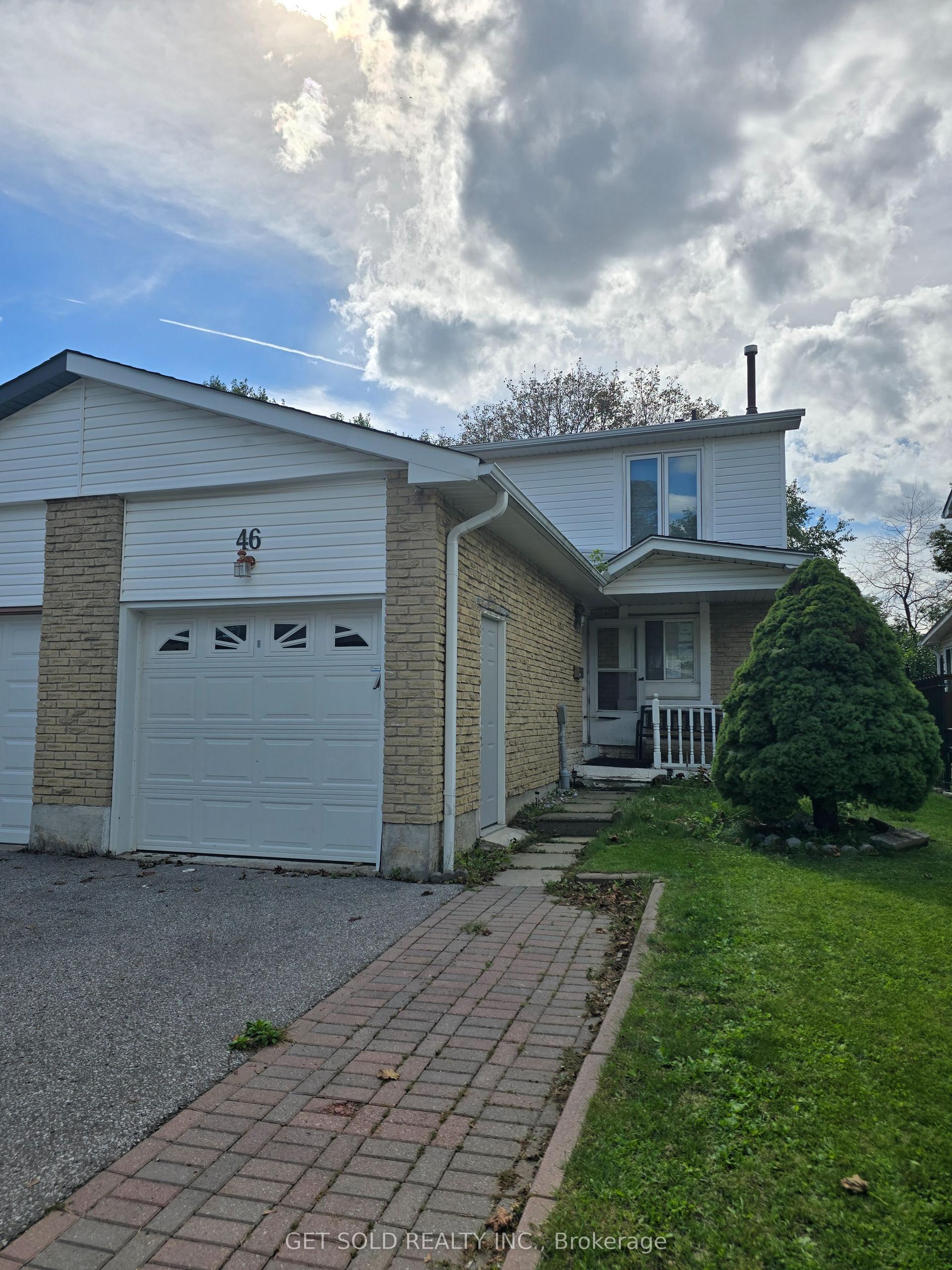 46 Red River Crescent, Toronto — Townhouse for sale, photo 1