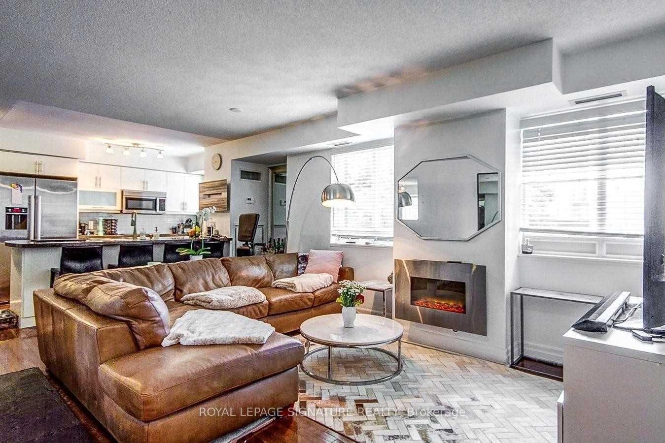 35 Balmuto Street 503 #503, Toronto — Condo for lease, photo 1