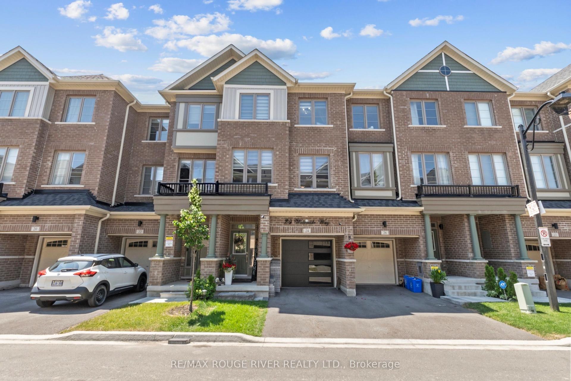24 Waterside Way, Whitby — Townhouse for sale, photo 1