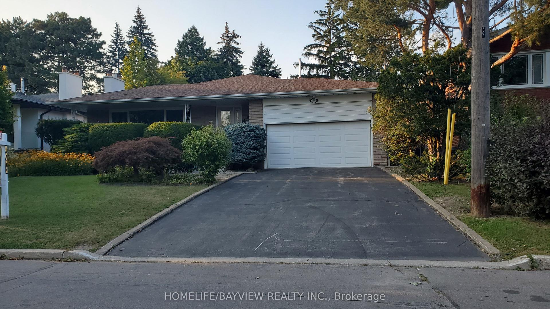 6 Restwell Crescent, Toronto — Detached for lease, photo 1