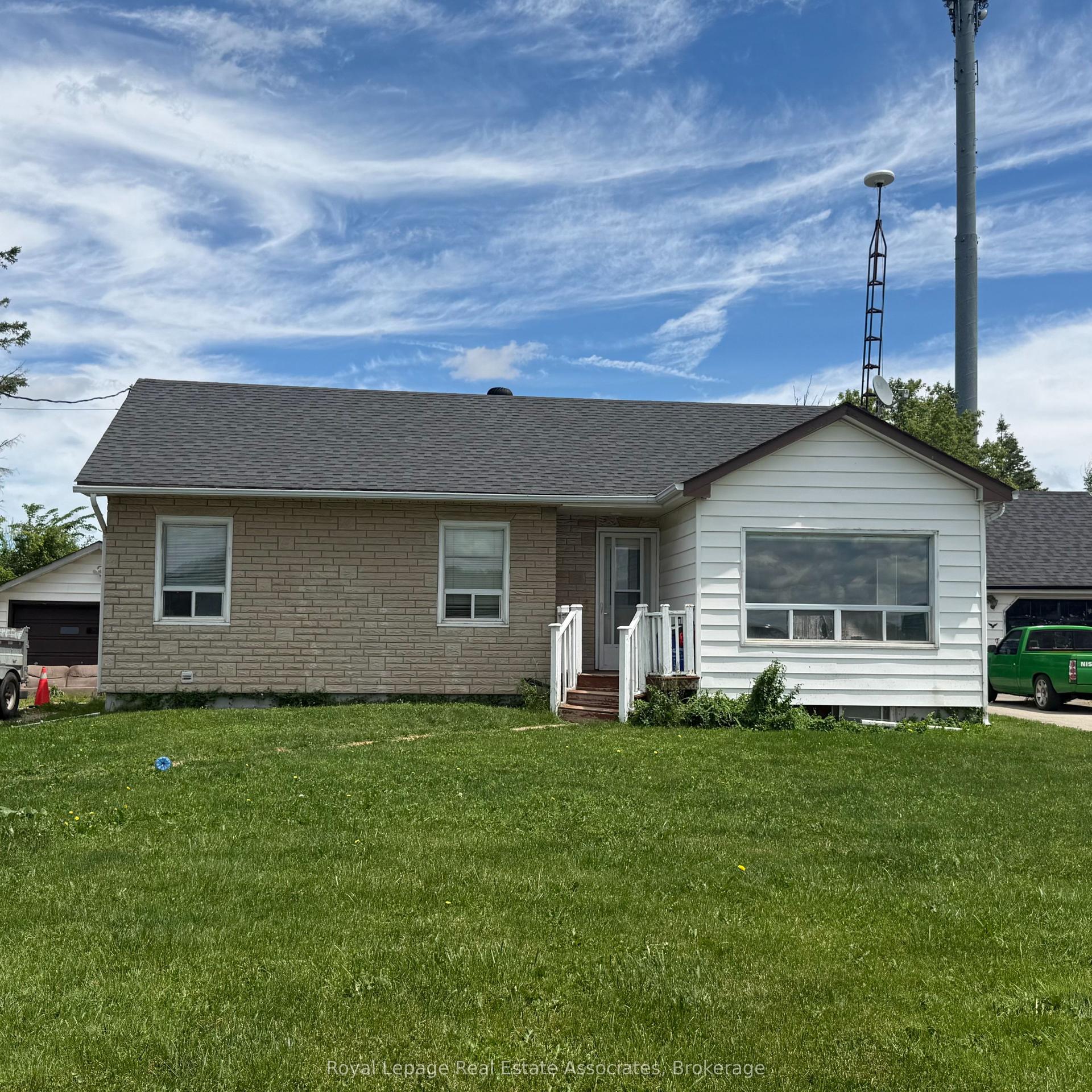 13469 Highway 7 Highway, Halton Hills — Detached for lease, photo 1