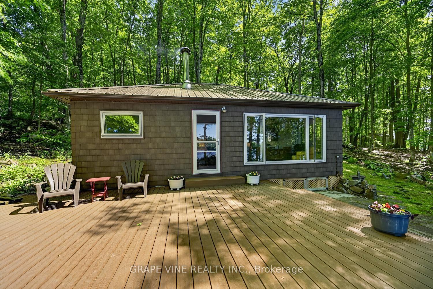 1010 Firefly Lane — photo 1