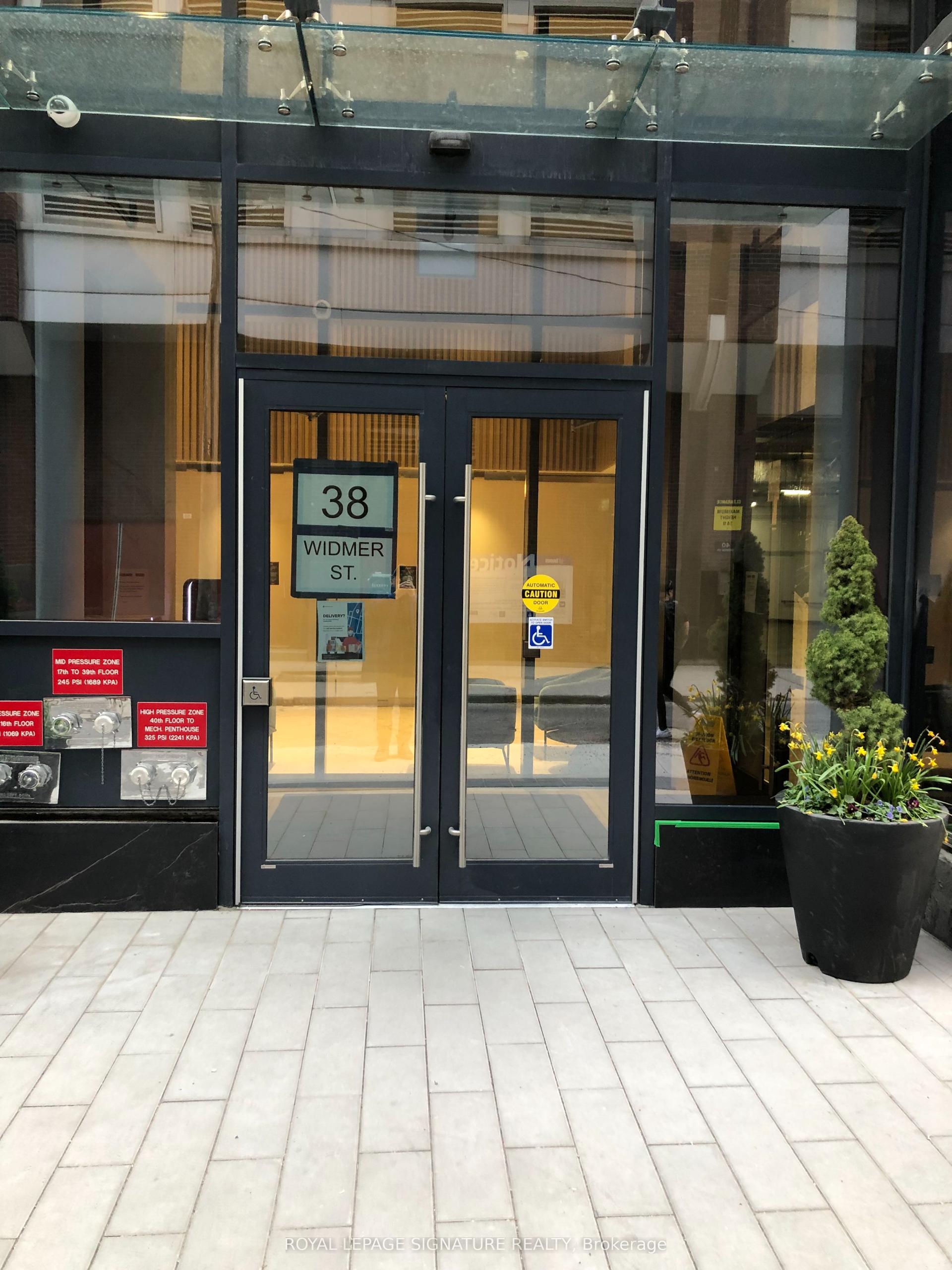 38 Widmer Street 4701 #4701, Toronto — Condo for lease, photo 1