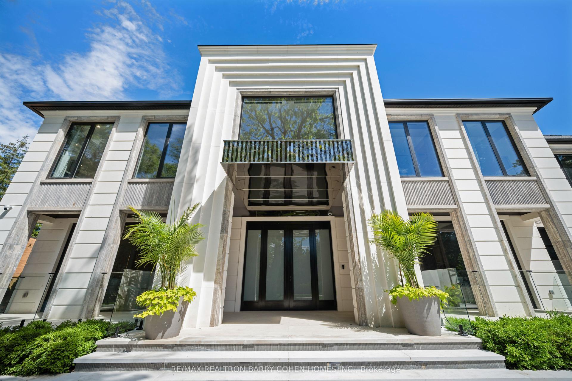 68 Old Colony Road, Toronto — Detached for sale, photo 1