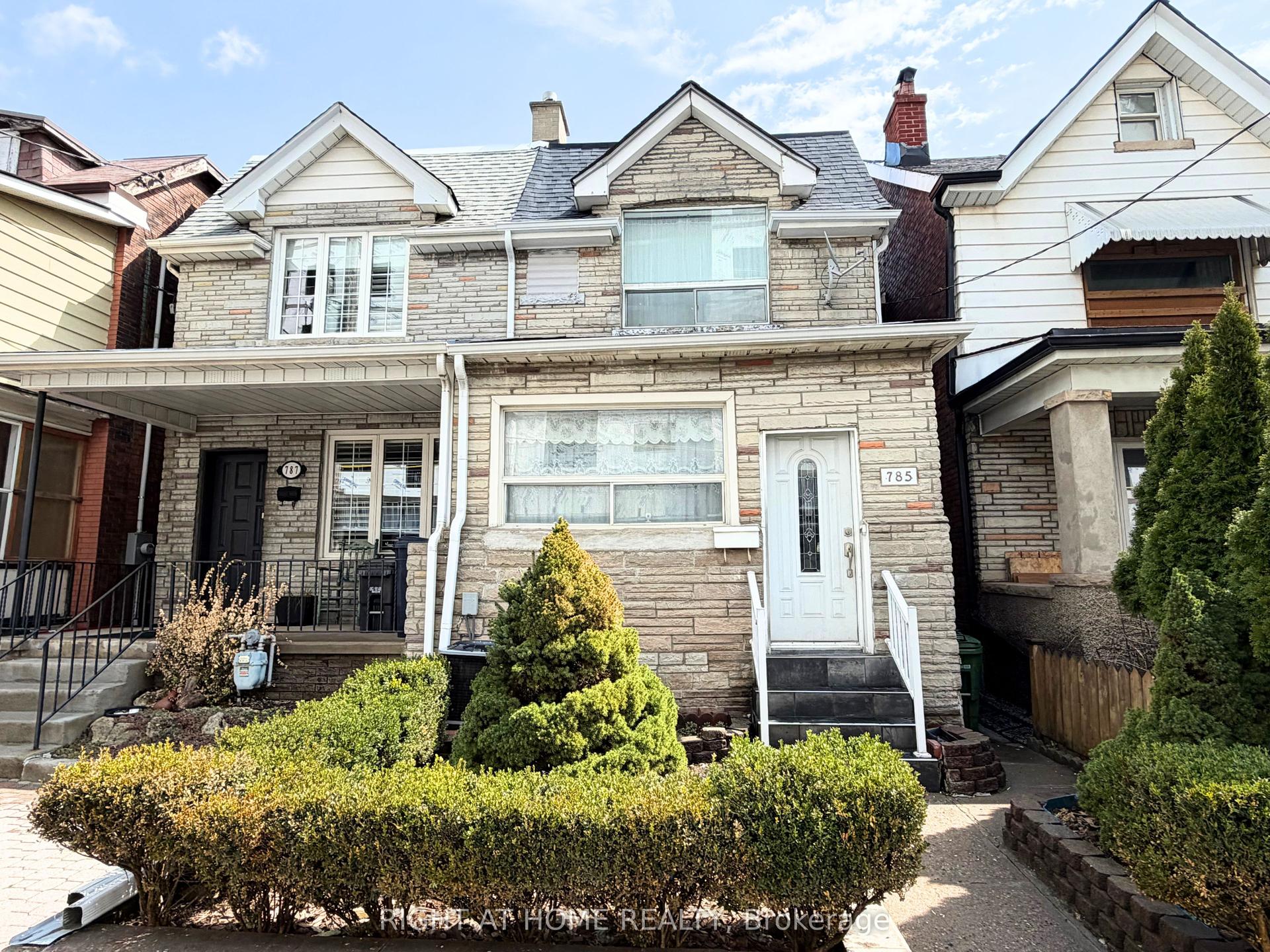 785 Lansdowne Avenue — photo 1