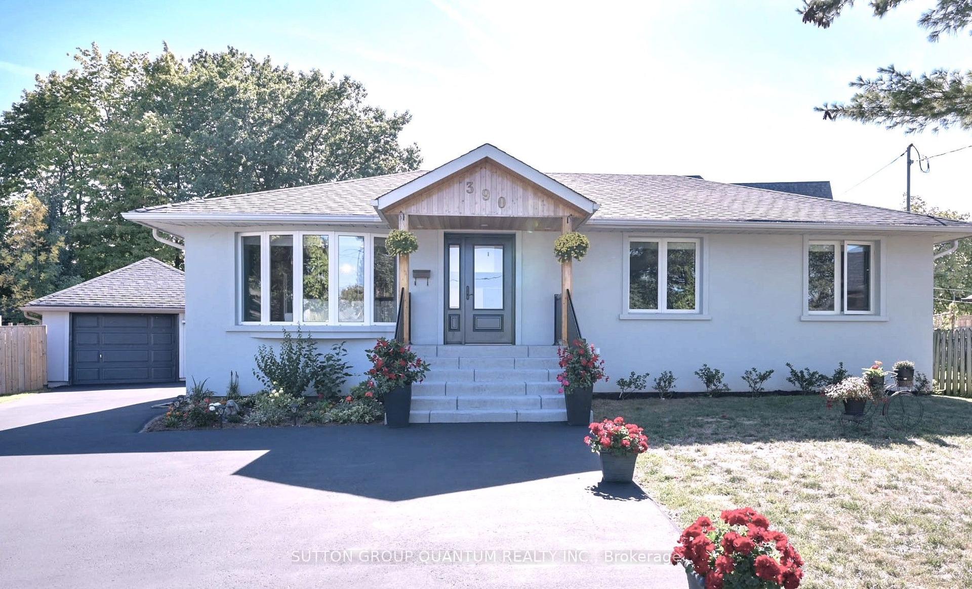 390 Wendall Place, Oakville — Detached for sale, photo 1