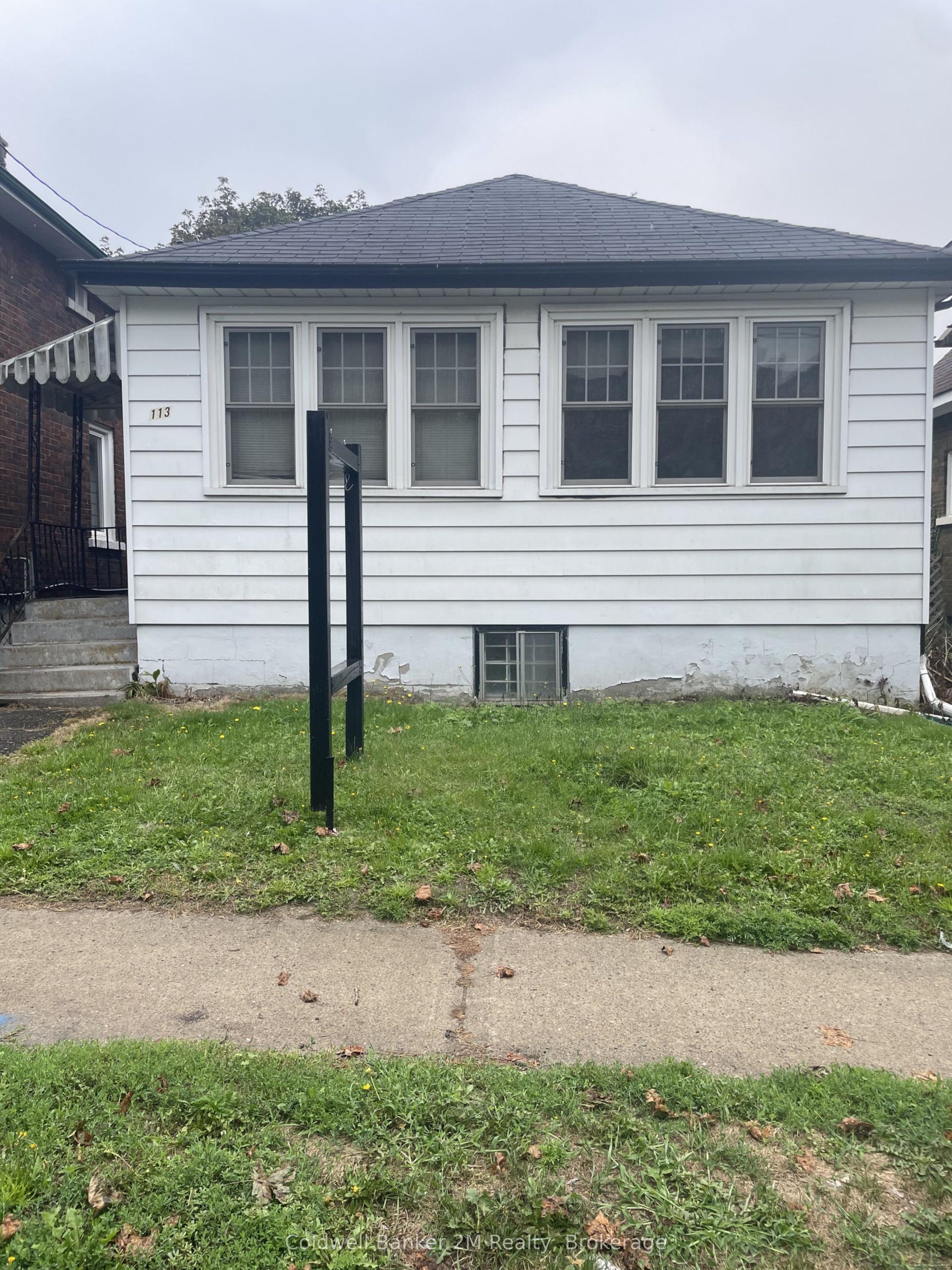 113 Elgin Street W, Oshawa — Detached for sale, photo 1