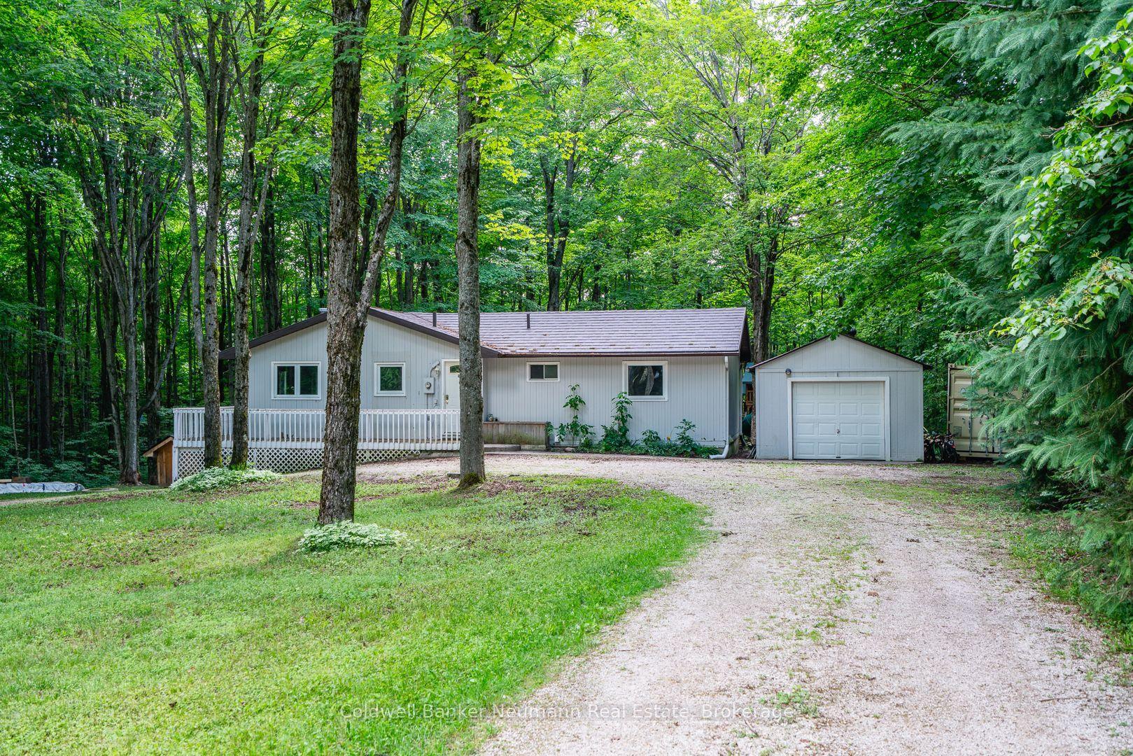 574286 Sideroad 40 N/A, West Grey — Detached for sale, photo 1