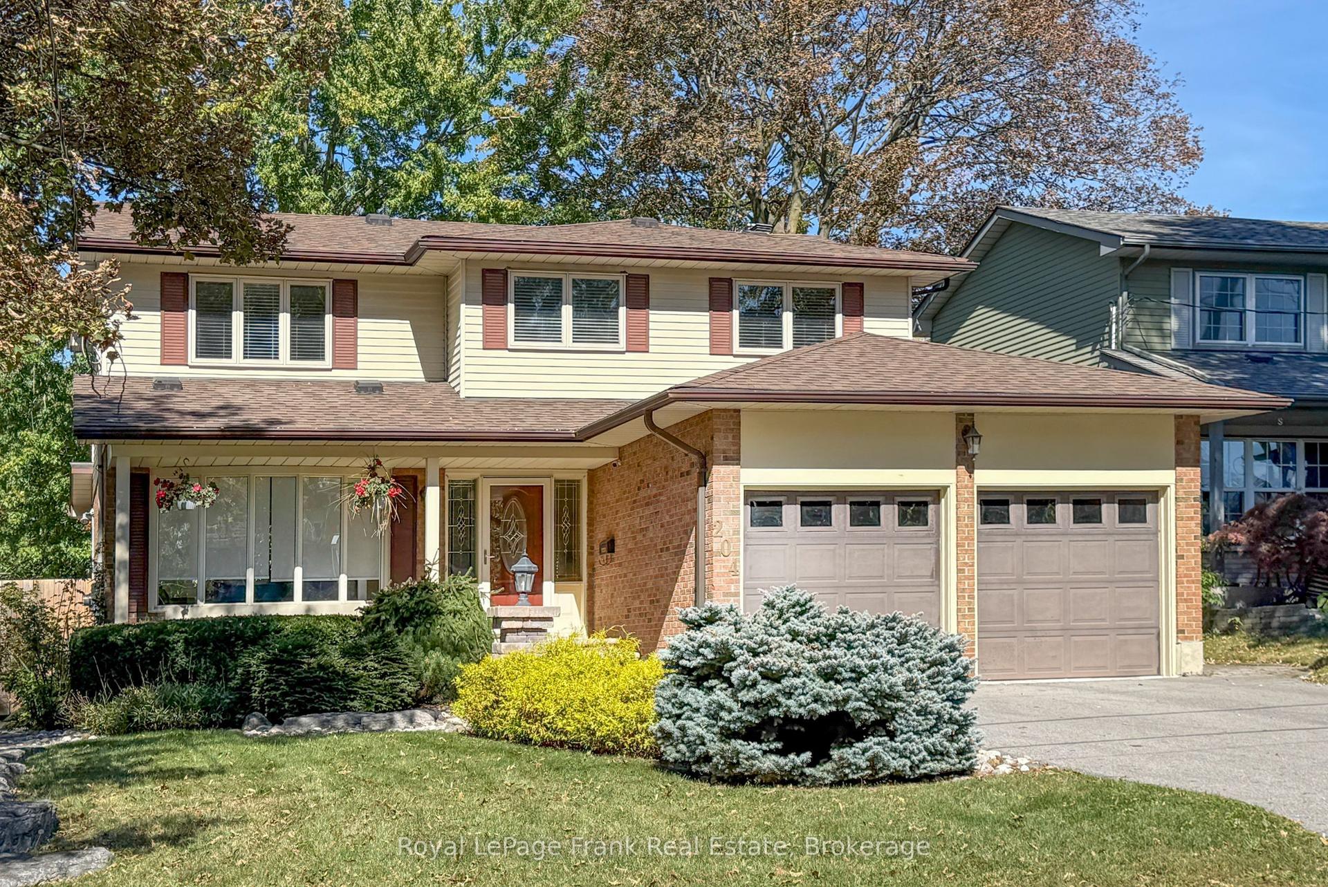204 St John Street E, Whitby — Detached for sale, photo 1