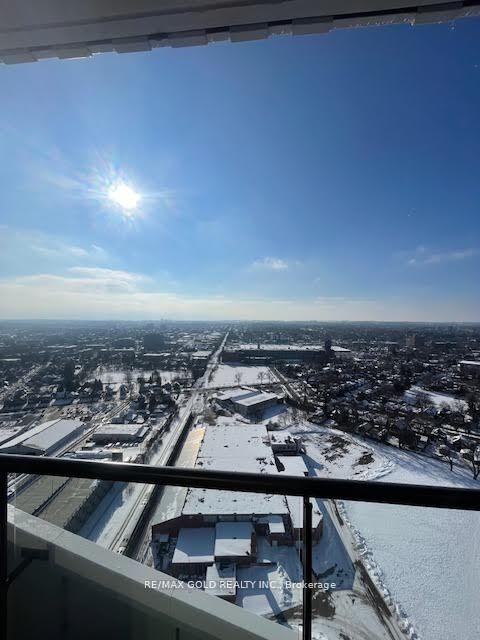 25 WELLINGTON Street S 1105 #1105 — photo 1