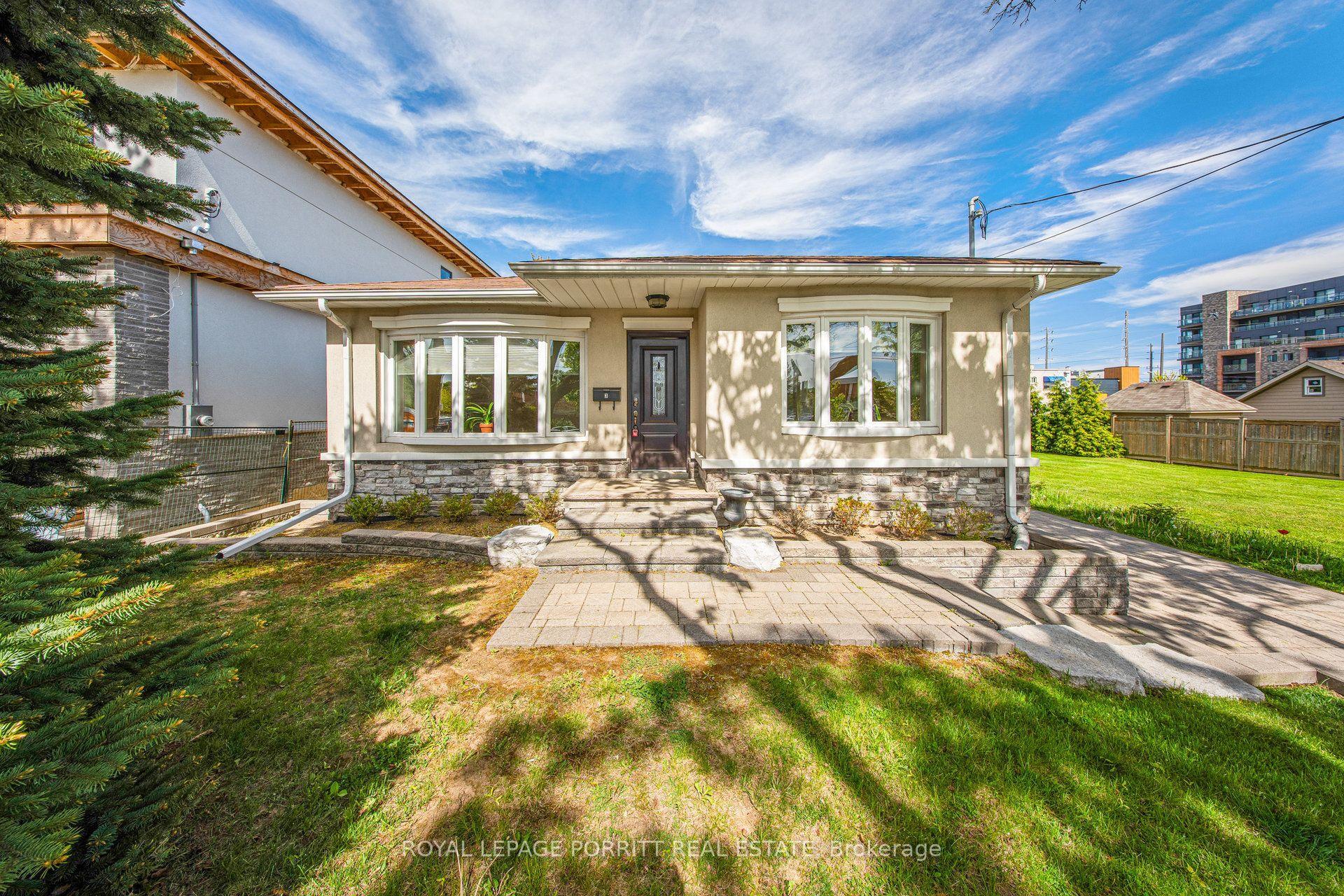 3 Orianna Drive, Toronto — Detached for lease, photo 1