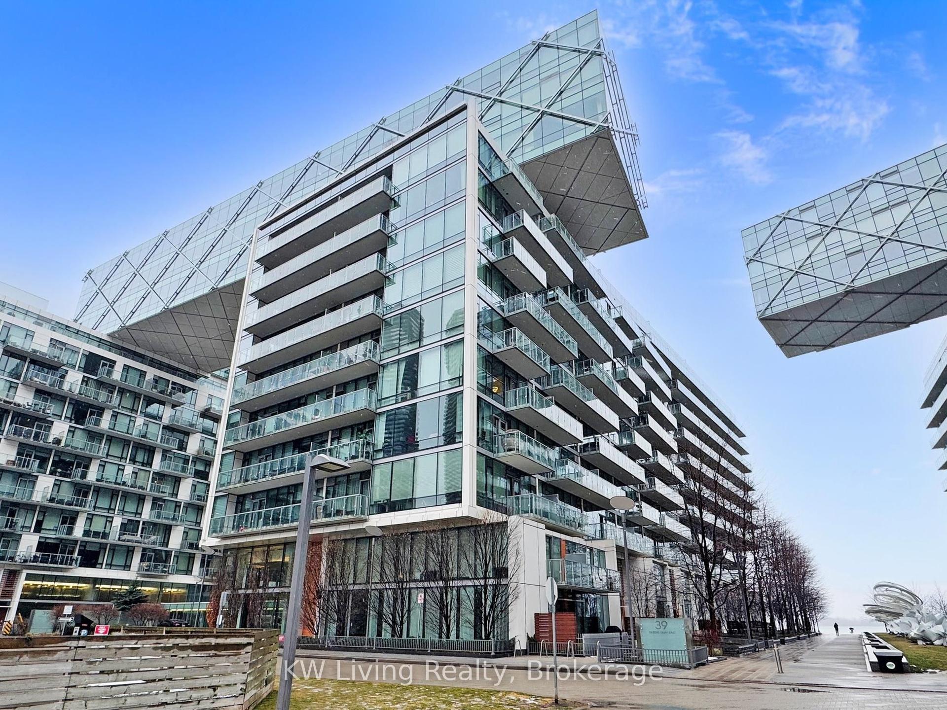 39 Queens Quay E 940 #940 — photo 1