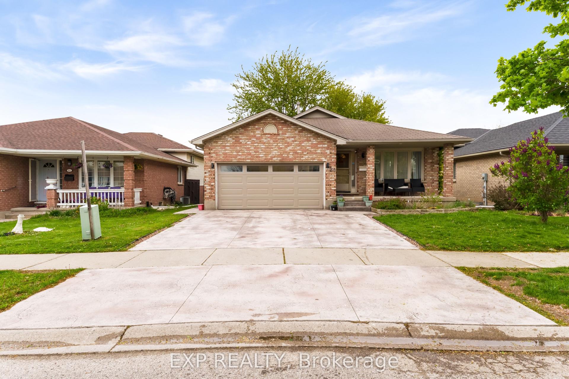 86 Kristina Crescent — photo 1