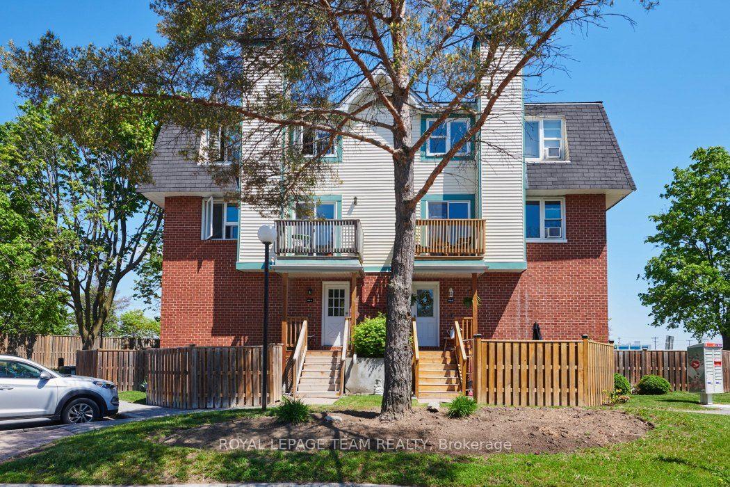 2 Terrace Drive 202 #202 — photo 1