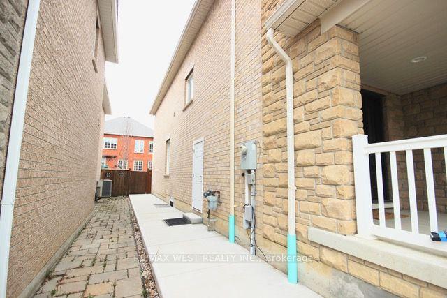 150 Valley Vista Drive Bsmt #Bsmt — photo 1