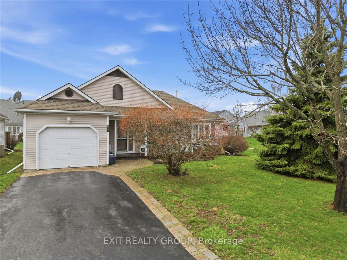 26 Lockwood Drive — photo 1