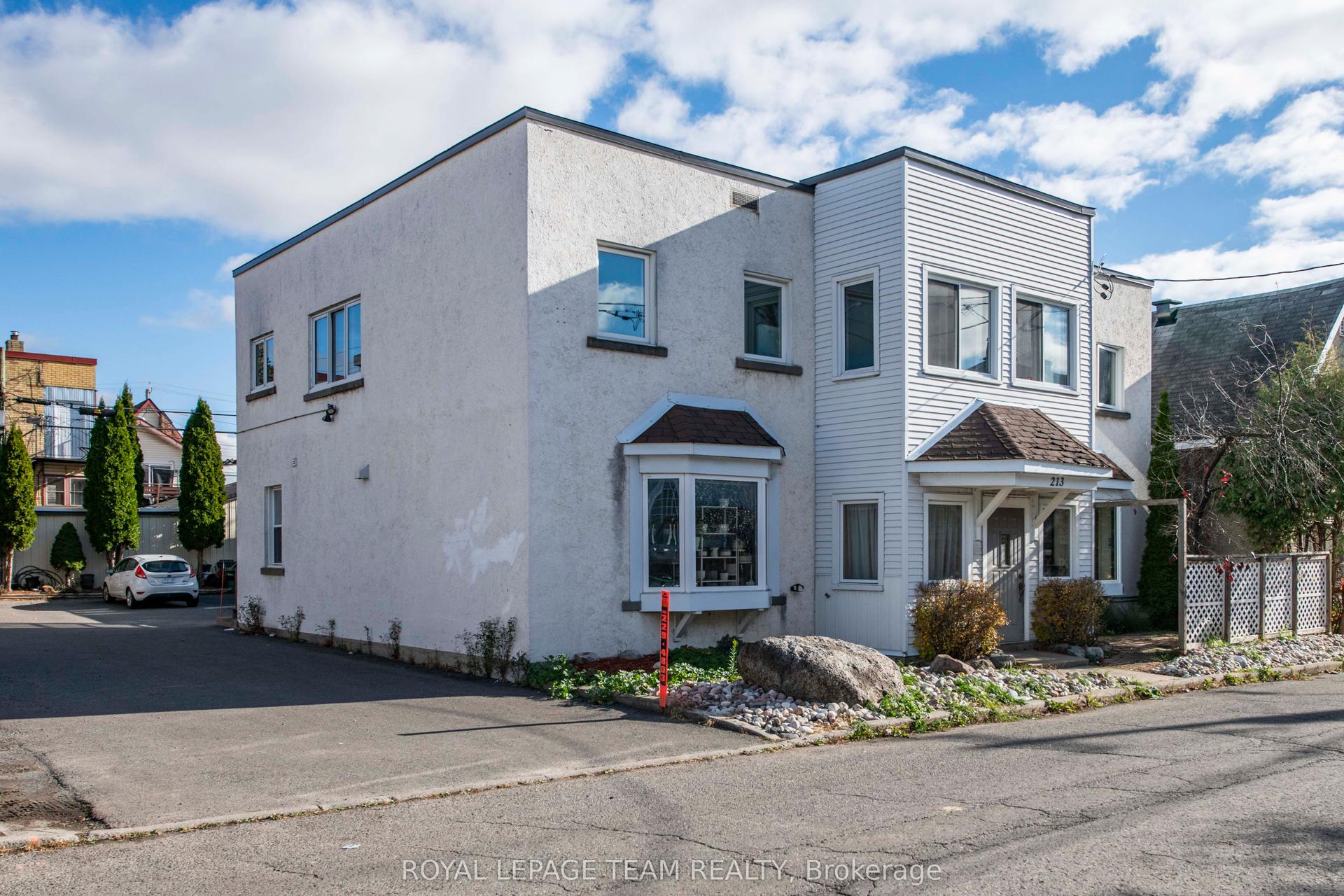 213 Desrosiers Street — photo 1