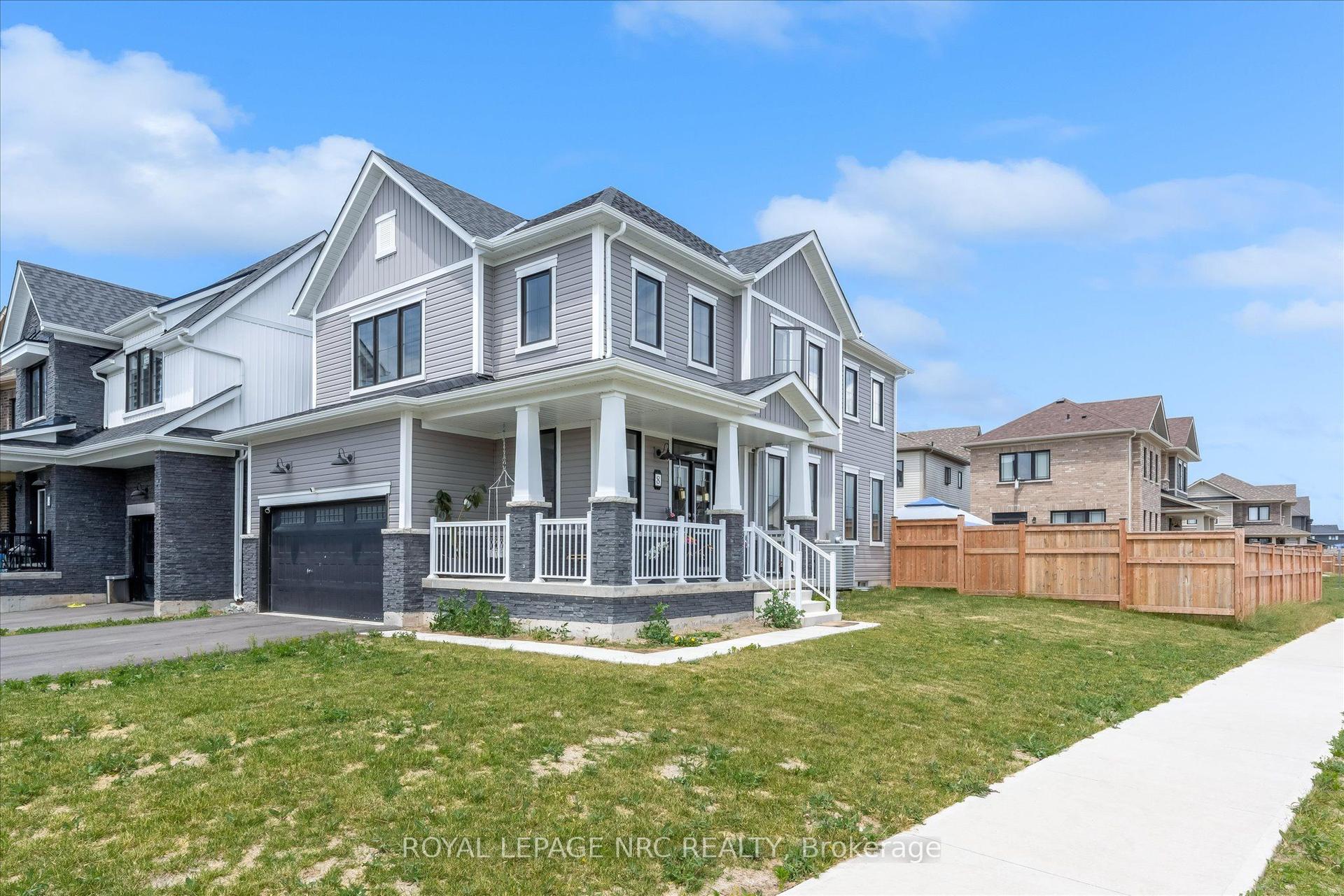 8 Downriver Drive, Welland — Detached for sale, photo 1