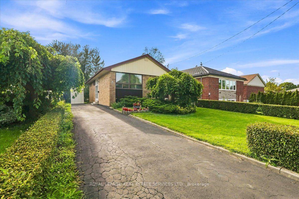 6 Clifford Court, Toronto — Detached for sale, photo 1