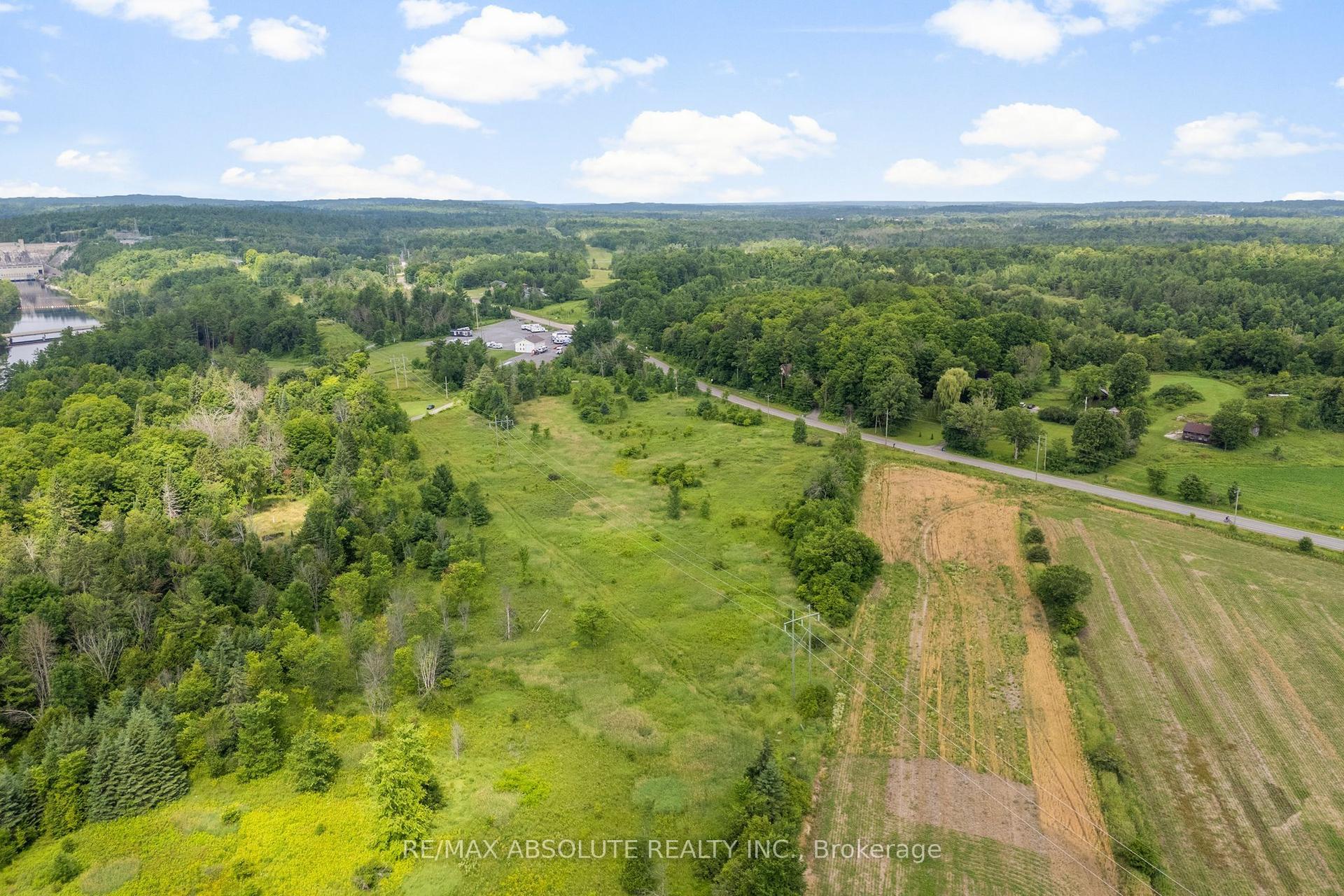 702 Part 18 Flat Rapids Road — photo 1