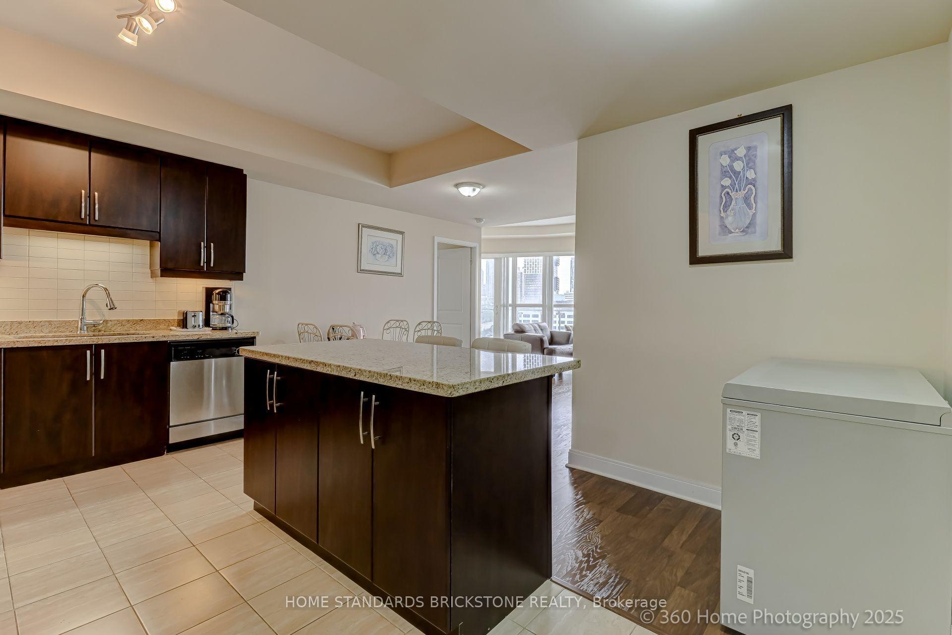 50 Absolute Avenue 1106 #1106, Mississauga — Condo for sale, photo 1