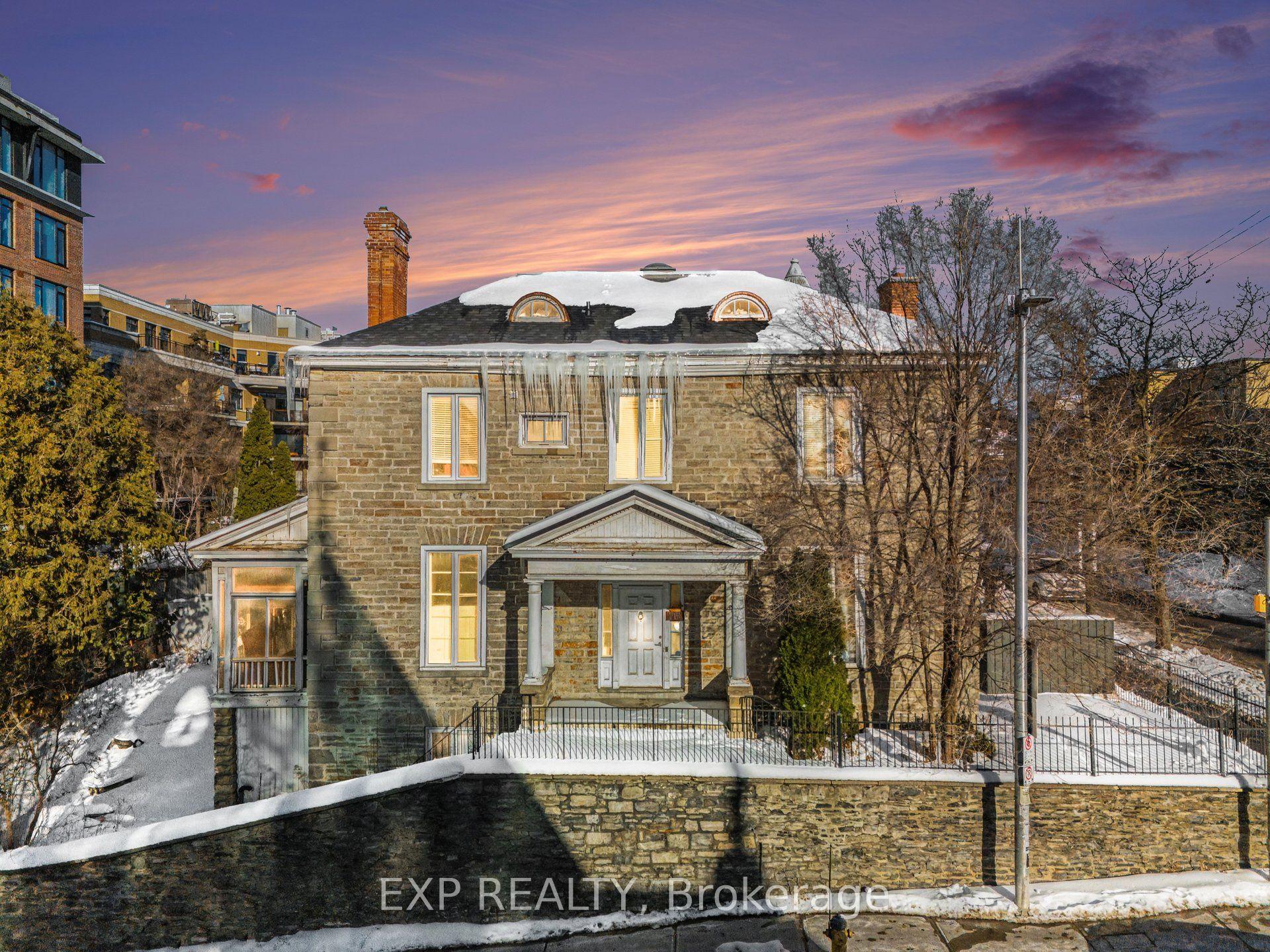 149 Daly Avenue — photo 1