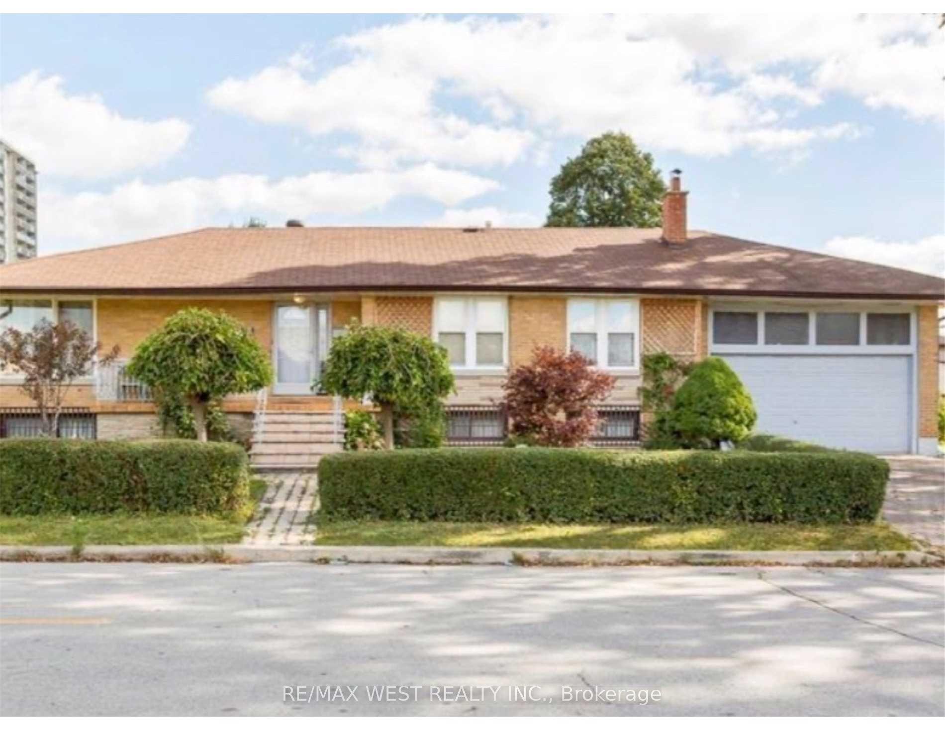 43 Playfair Avenue, Toronto — Detached for lease, photo 1