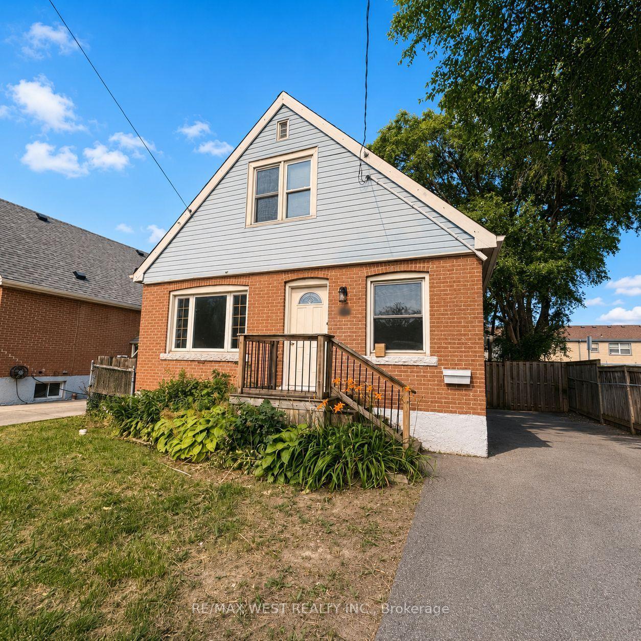 53 Shadyside Avenue Main & 2nd #Main & 2nd, Hamilton — Detached for lease, photo 1