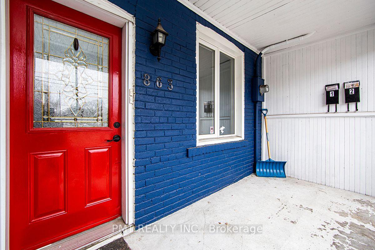863 Pape Avenue Main #Main, Toronto — Townhouse for lease, photo 1