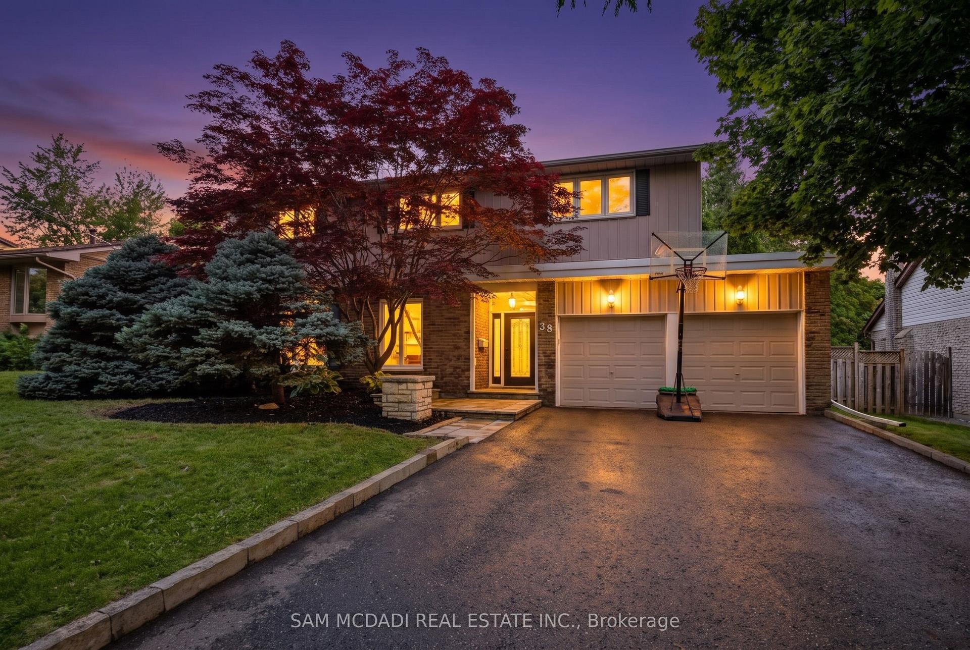 38 Kenninghall Boulevard, Mississauga — Detached for sale, photo 1
