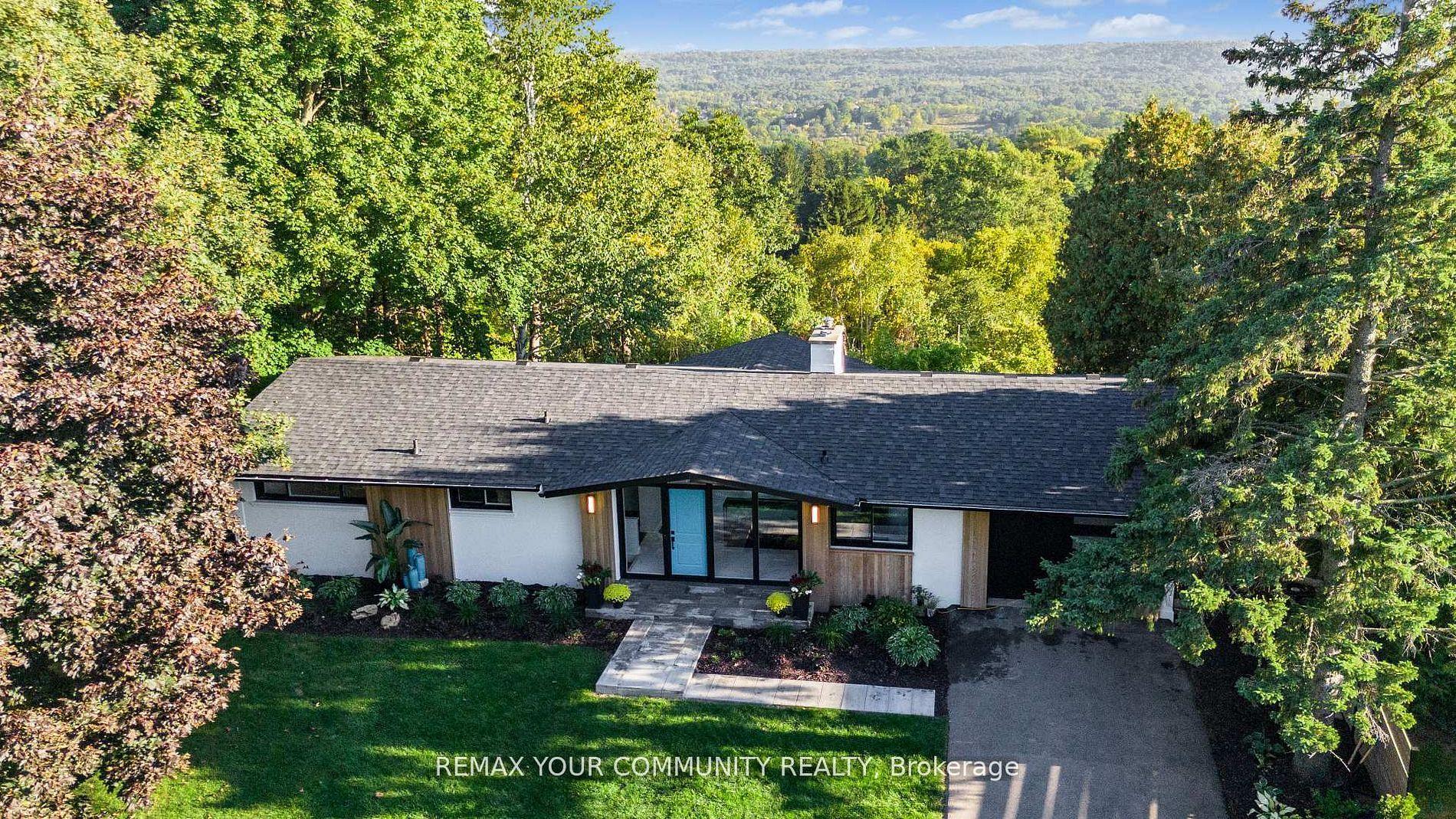 50 Oak Avenue — photo 1