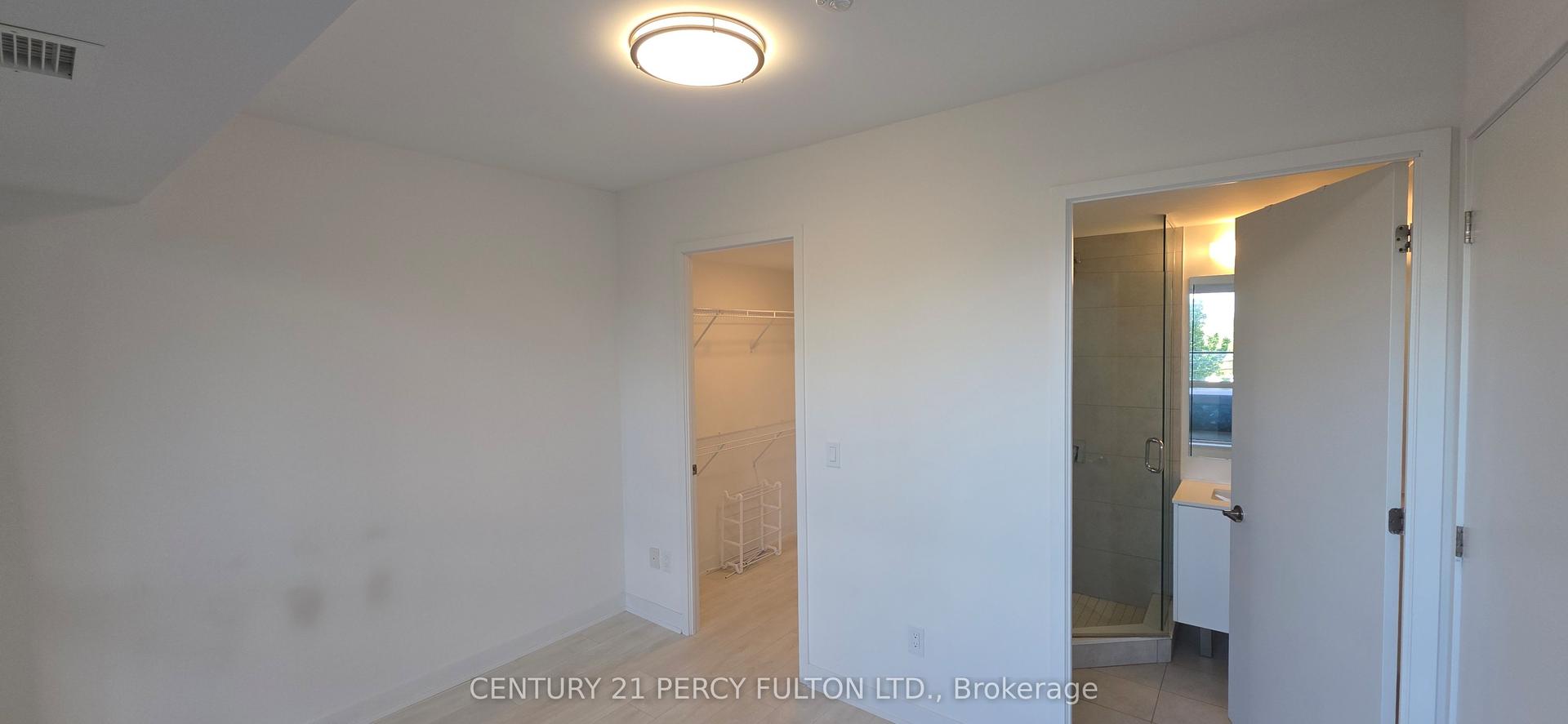 8 Tippett Road 309 #309, Toronto — Condo for sale, photo 1