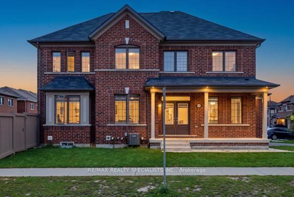 542 Remembrance Road, Brampton — Detached for sale, photo 1
